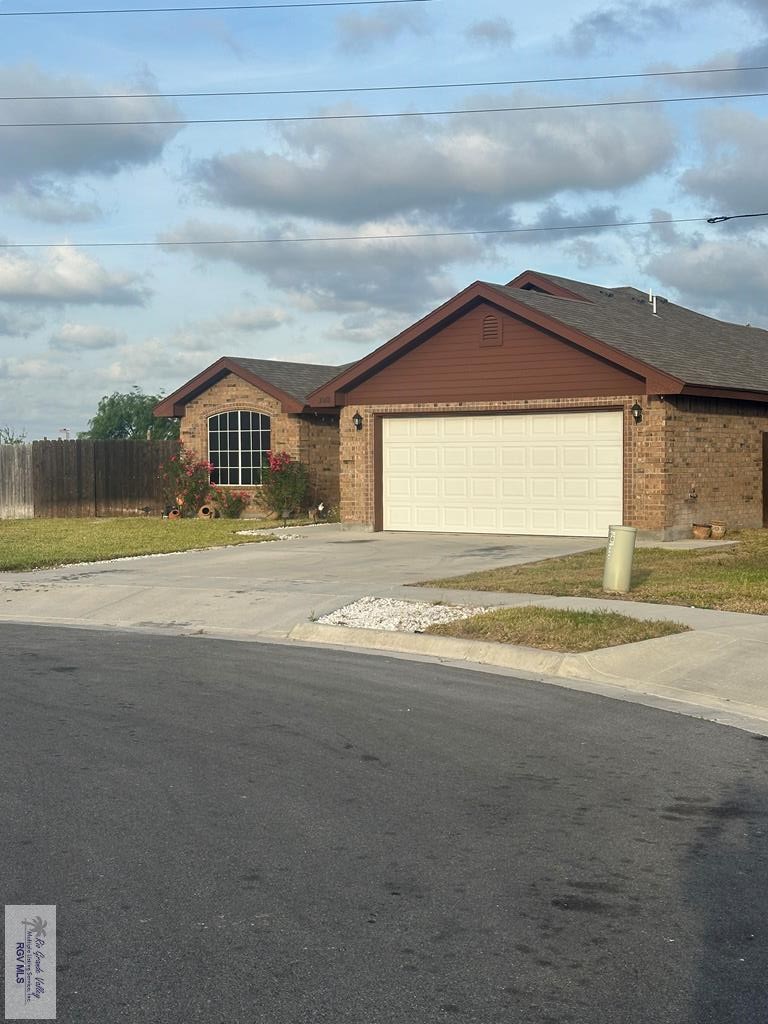 3568 SIMMONS PLACE